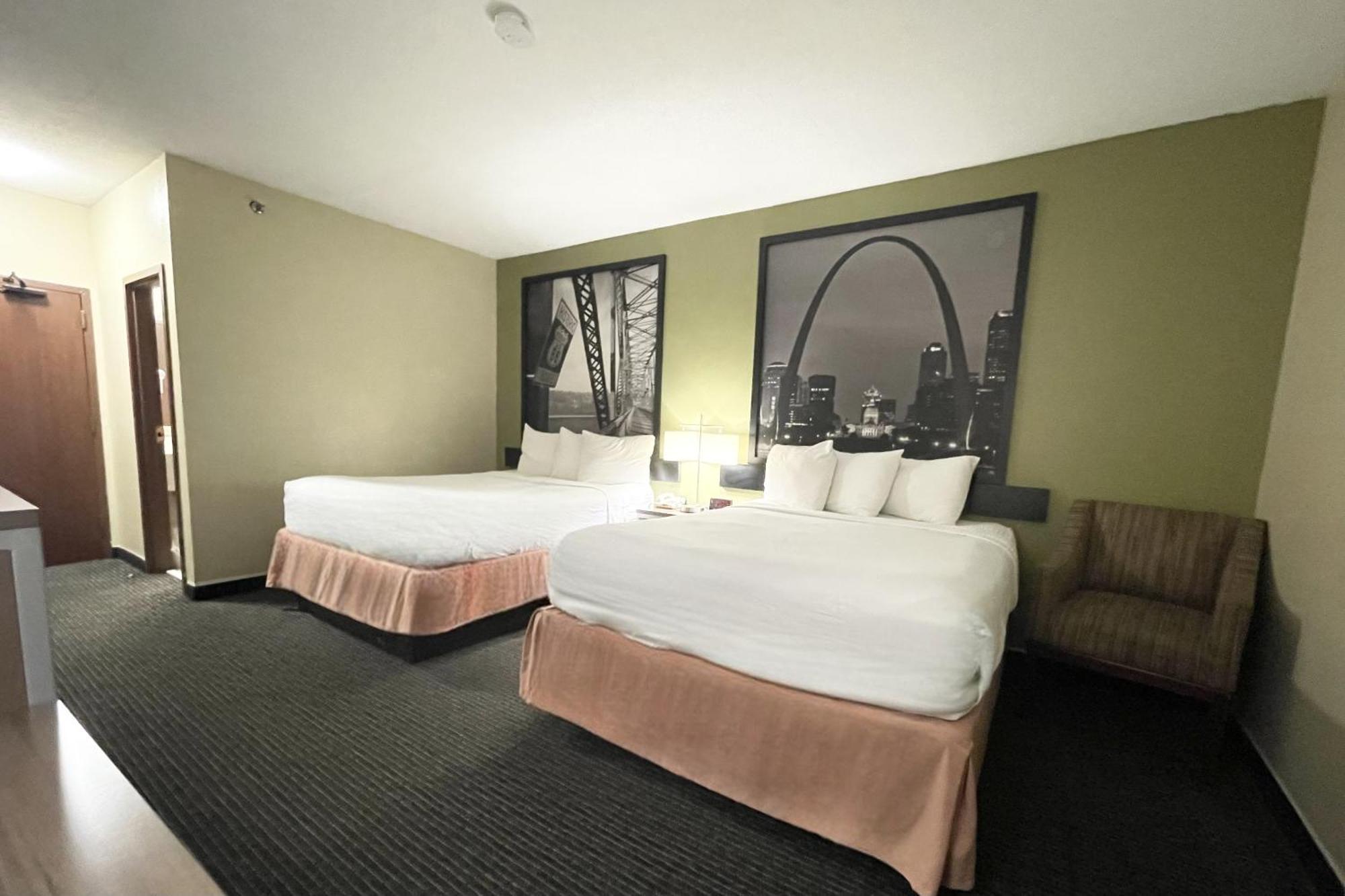 Super 8 By Wyndham St Charles Hotell Saint Charles Eksteriør bilde