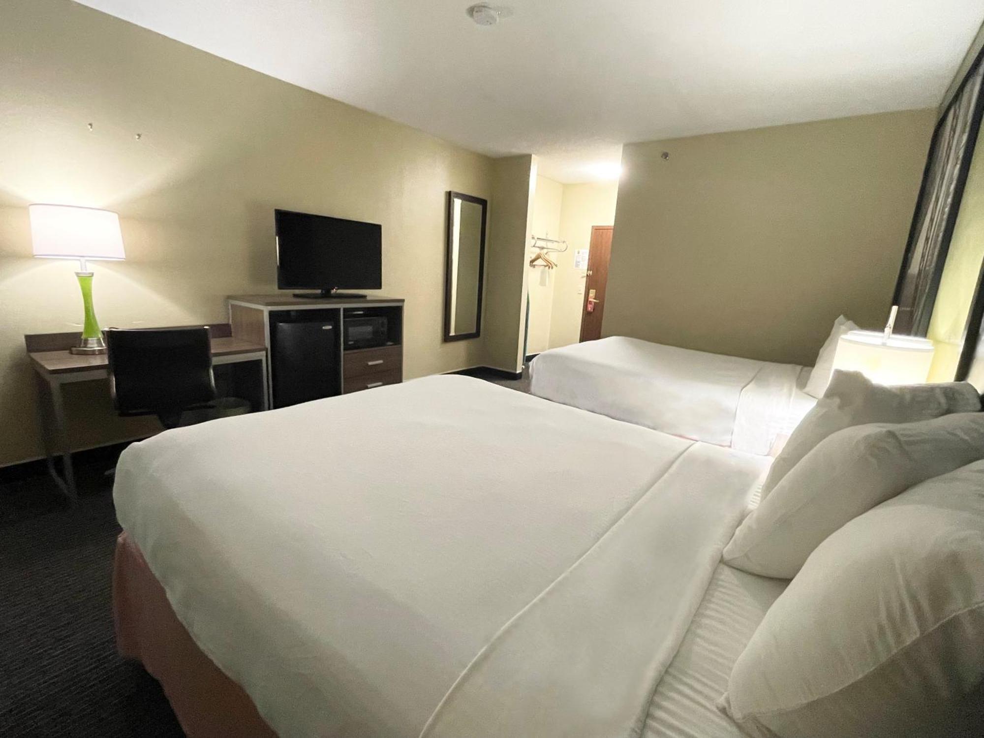 Super 8 By Wyndham St Charles Hotell Saint Charles Eksteriør bilde