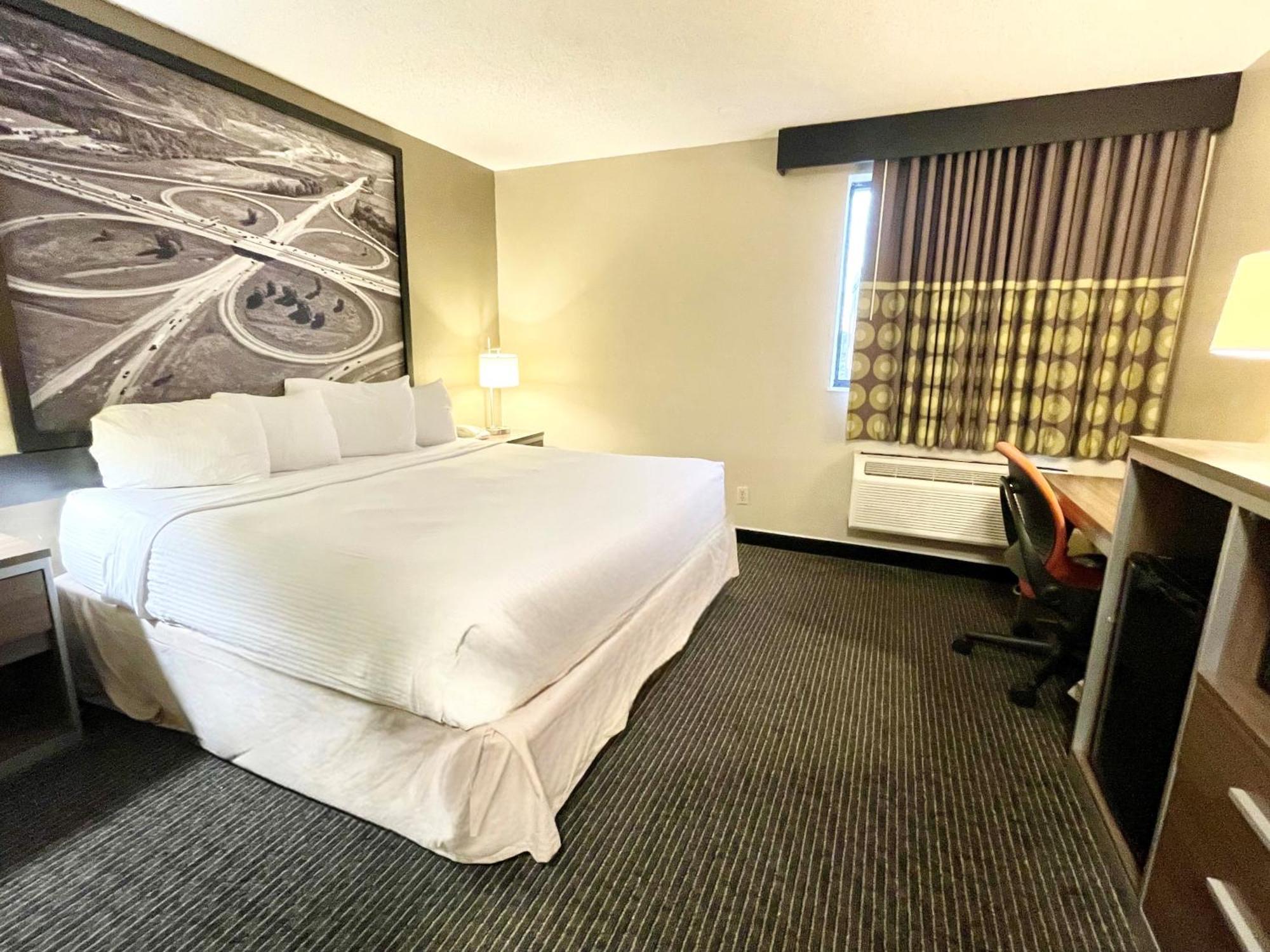 Super 8 By Wyndham St Charles Hotell Saint Charles Eksteriør bilde